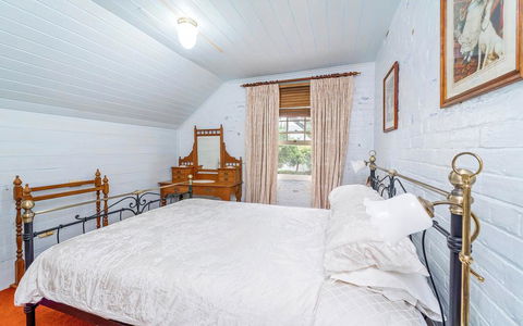 Azile 1875 Heritage Victorian Duplex - LBG 1