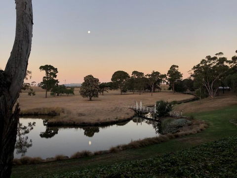 Barunah Plains Homestead - 10 Bedrooms - Sleeps 22 - LBG 1