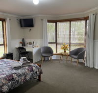 Belle's Bed  Breakfast - LBG