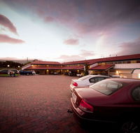 Best Western Balmoral Motor Inn - LBG