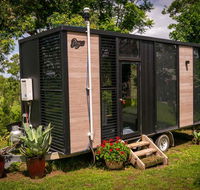 Big Tiny Paz Seven Hills Tiny House Tallarook - LBG