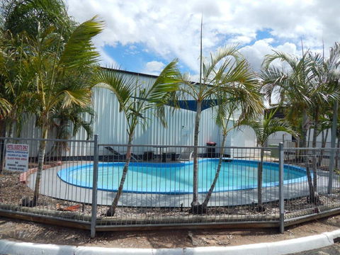 Blackwater Hotel Motel - LBG 0