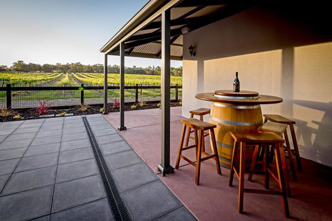 Brockenchack Vineyard Bed & Breakfast - LBG 1