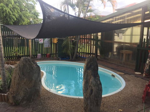 Cairns City Backpackers Hostel - LBG 0