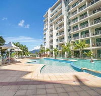 Cairns Esplanade 2 Bed 2 Bath Resort Hotel - LBG