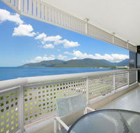 Cairns Ocean View Apartment - LBG
