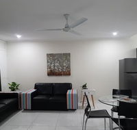 Cairns Prime Location Esplanade Self contained Apartment with Wifi - LBG