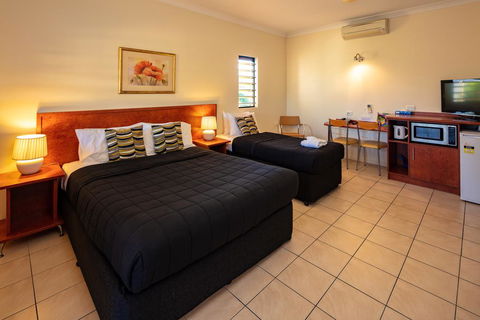 Cairns Queens Court - LBG 3