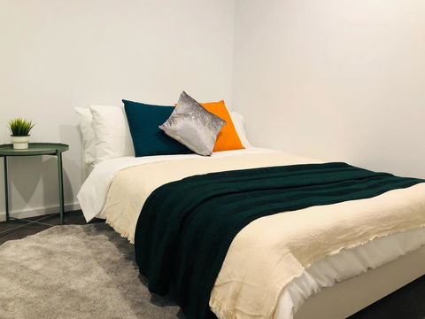 Canberra CBD Apartment 2BR 2BA 1Carpark - LBG 2