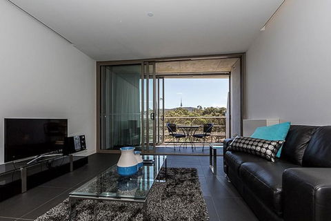 Canberra Luxury Apartment 8 - LBG 2