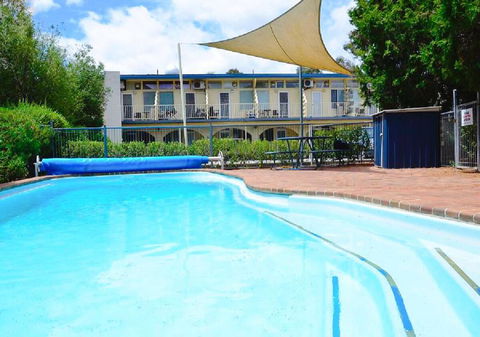 Canberra Short Term And Holiday Accommodation - LBG 2