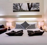 Castle Creek Motel - LBG