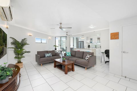Centrepoint Apartments - LBG 2