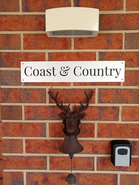 Coast & Country - LBG 3