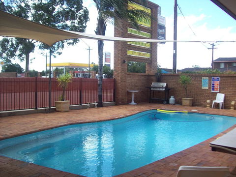 Cobar Town & Country Motor Inn - LBG 0