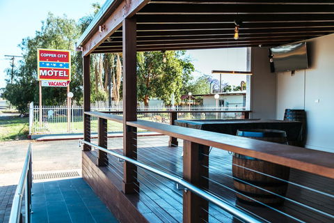 Copper City Motel - LBG 1