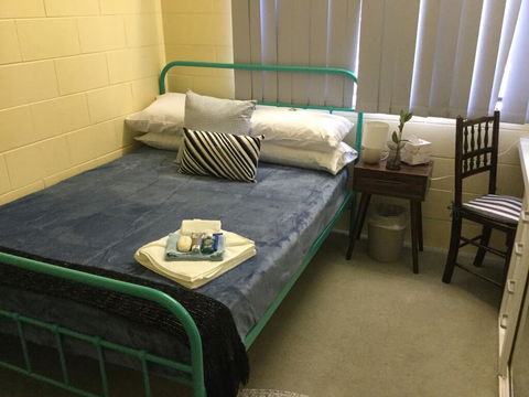 Cosy Bed And Breakfast - LBG 0