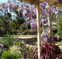 Country Charm Retreat BB - LBG
