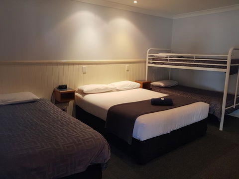 Dirranbandi Motor Inn - LBG 1