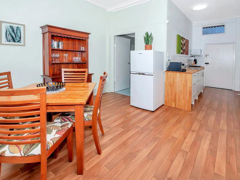 Easy Going Holiday Unit On McKenzie MK5 - LBG 2