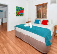 Easy Going Holiday Unit On McKenzie MK6 - LBG