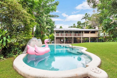 Edge Hill Holiday Home / Cairns - LBG 1