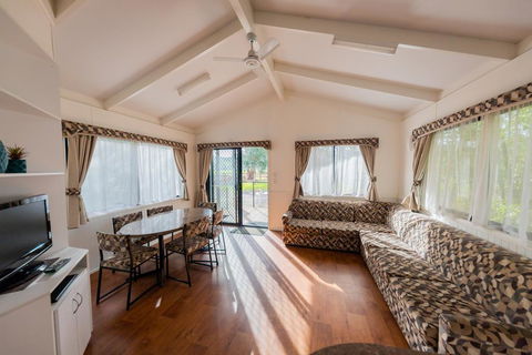 Eildon Riverside Holiday Park - LBG 0