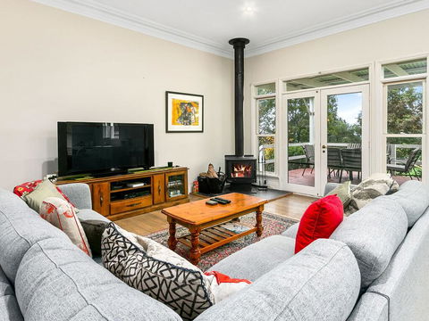 Elm Cottage - LBG 3