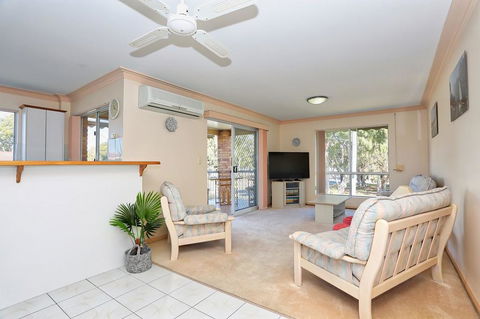 Enjoy Sunsets And Waterviews From Your Private Balcony - LBG 1