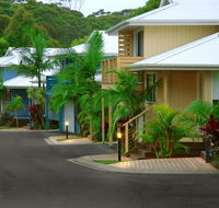 Flynns on Surf Beach Villas - LBG