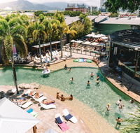 Gilligan's Backpacker Hotel  Resort Cairns - LBG