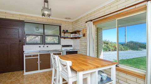 Golden Days - 30 Gold Coast Drive - LBG 2