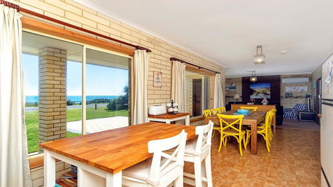 Golden Days - 30 Gold Coast Drive - LBG 3
