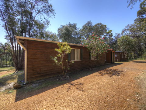 Gum Grove Chalets - LBG 3