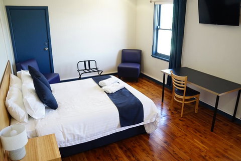 Gunnedah Hotel - LBG 1