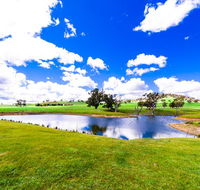 Hillview Farmstay - LBG