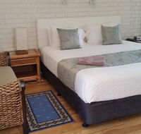 Holland Park Motel - LBG