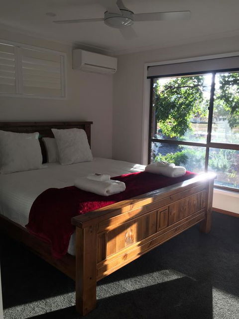 Holly House BnB - LBG 0