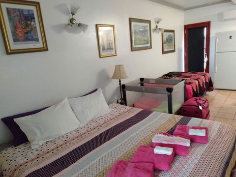 Homestay At Julie's - LBG 1