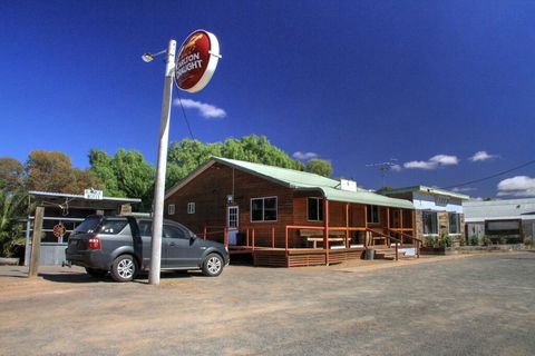 Ivanhoe Hotel Motel - LBG 0