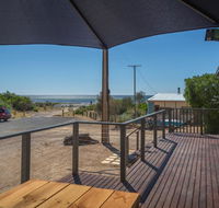 Lady Bay Getaway - 12 Lady Bay Normanville - LBG