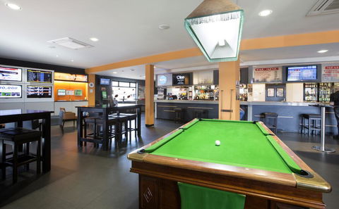 Mowbray Hotel - LBG 1