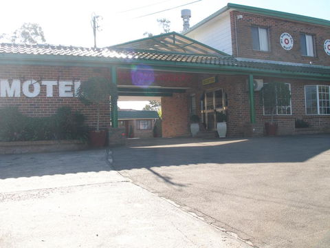 Mt Kuring-Gai Motel - LBG 1