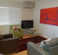 Mt.Lawley Superb 2 BR location Comfort style 3 - LBG