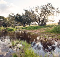 Northbrook Farmstay - LBG