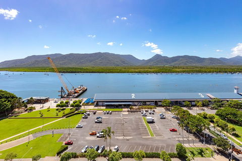 Piermonde Apartments Cairns - LBG 2