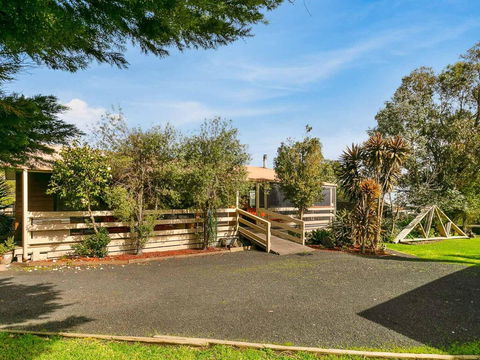 Powlett Place - LBG 0