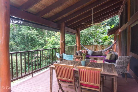 Private Rainforest Retreat With Lagoon Style Pool - LBG 3