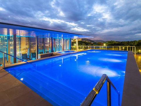 Privately Owned Hotel Room By Cairns Marina 222 - LBG 3
