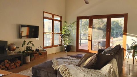 River Cottage Barossa -Self Contained-30 Acres-360 Degree Views-Netflix -Wine-Wifi - LBG 1